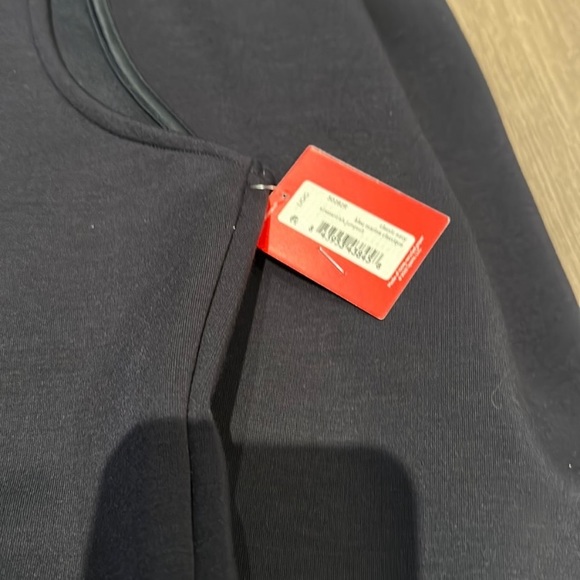 💚 SPANX AirEssentials Jumpsuit - Navy - Picture 6 of 7